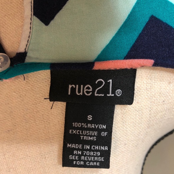 Chevron Long Sleeve - Picture 4 of 4